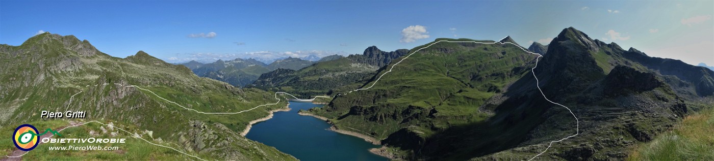 31 Dalla Cima di Mezzeno il percorso ad anello sul Pizzo Farno.jpg